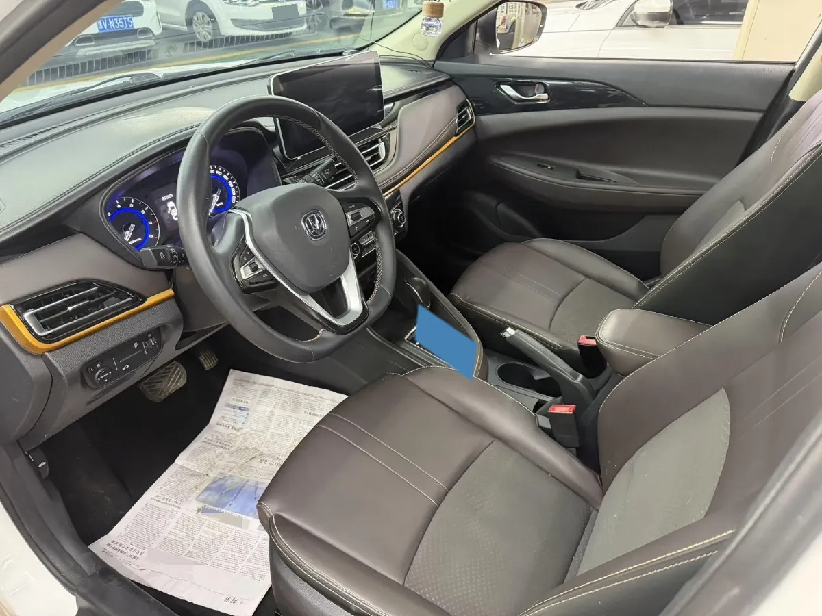 2021 ChangAn Eado DT 1.6L 125HP L4 4AT,autocango,china used car exporter,china ev exporter,chinese used car exporter,chinese used ev exporter