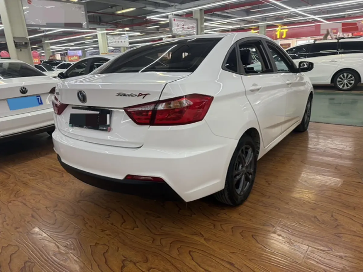 2021 ChangAn Eado DT 1.6L 125HP L4 4AT,autocango,china used car exporter,china ev exporter,chinese used car exporter,chinese used ev exporter
