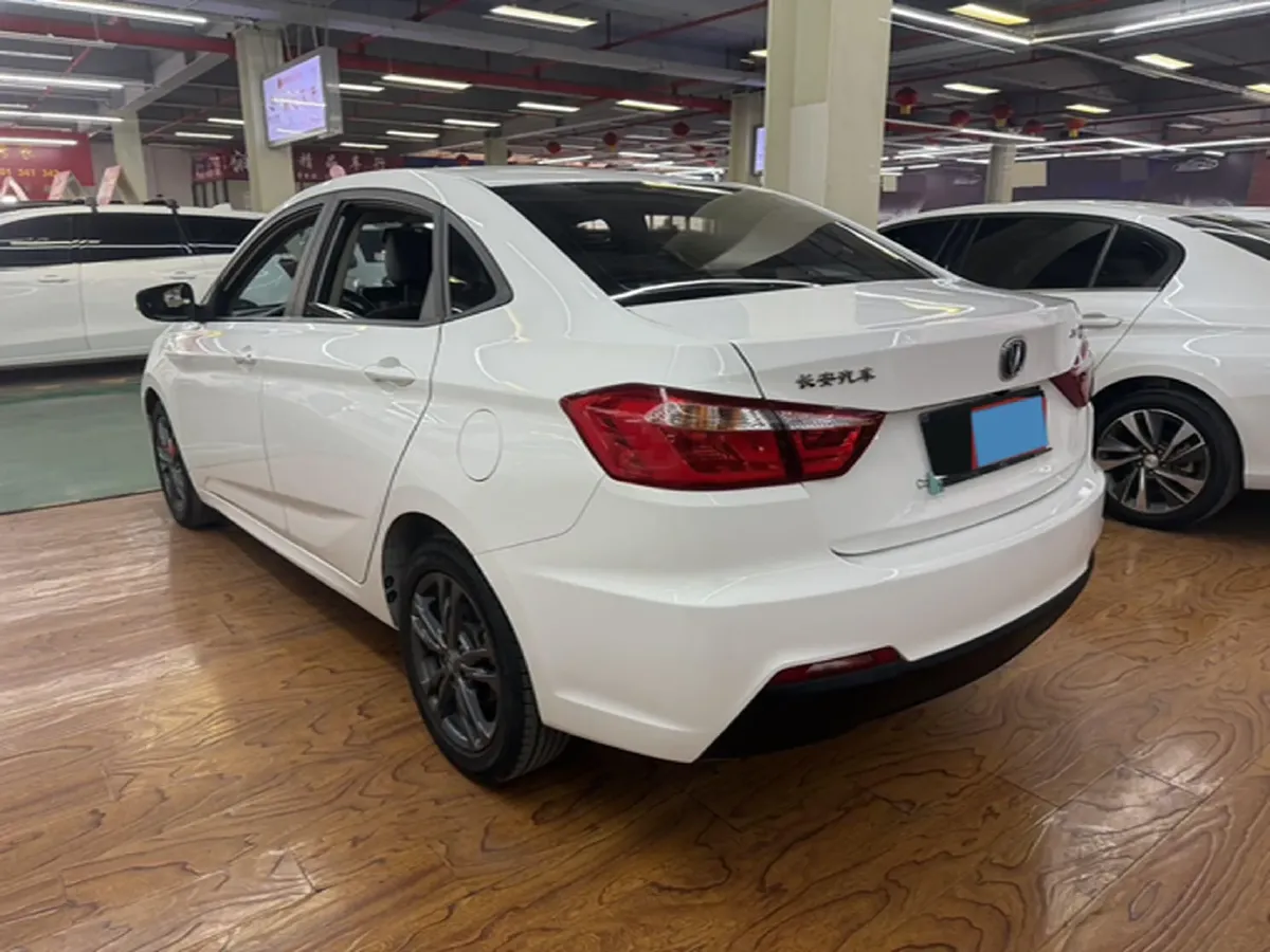 2021 ChangAn Eado DT 1.6L 125HP L4 4AT,autocango,china used car exporter,china ev exporter,chinese used car exporter,chinese used ev exporter