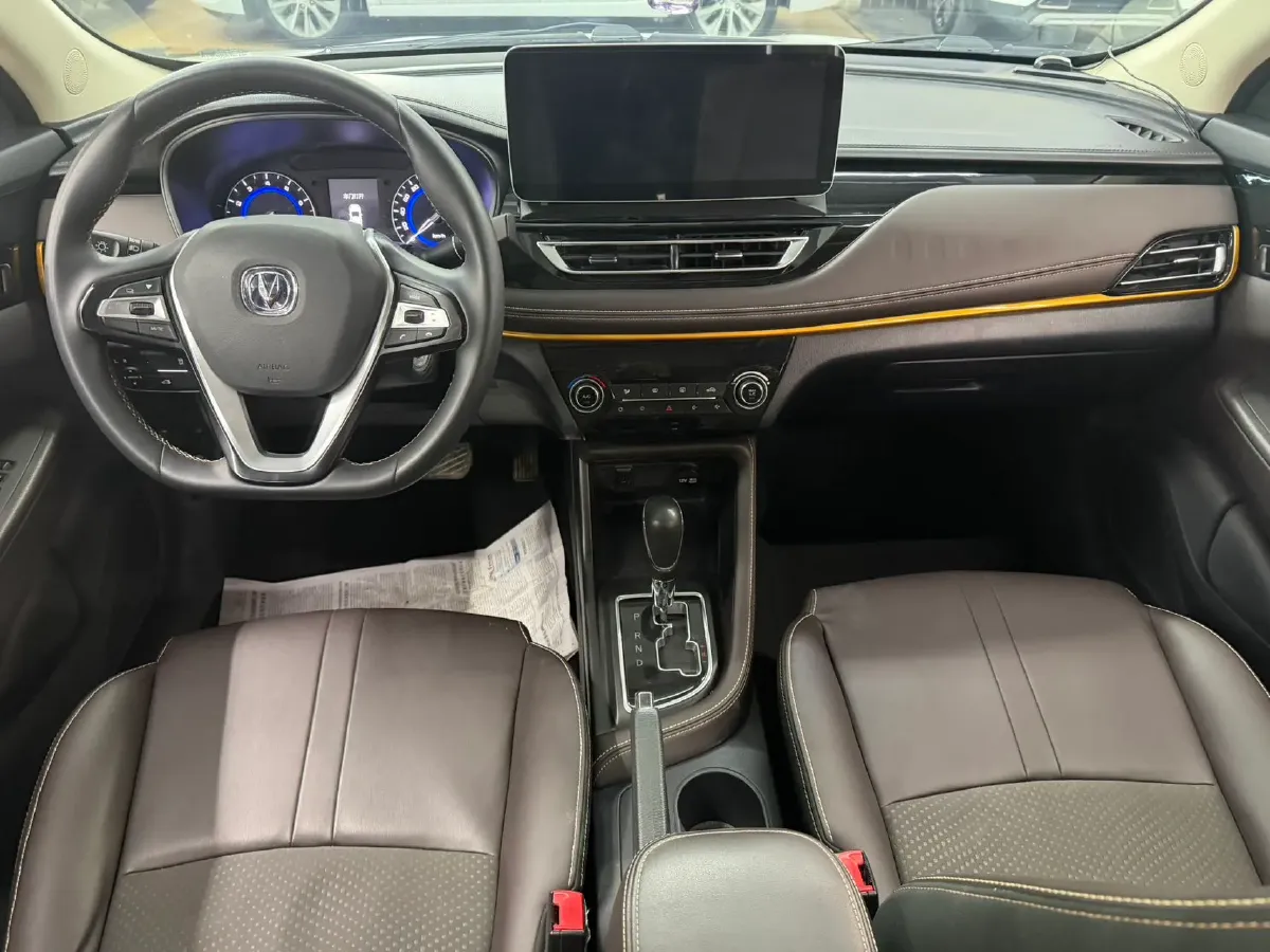 2021 ChangAn Eado DT 1.6L 125HP L4 4AT,autocango,china used car exporter,china ev exporter,chinese used car exporter,chinese used ev exporter