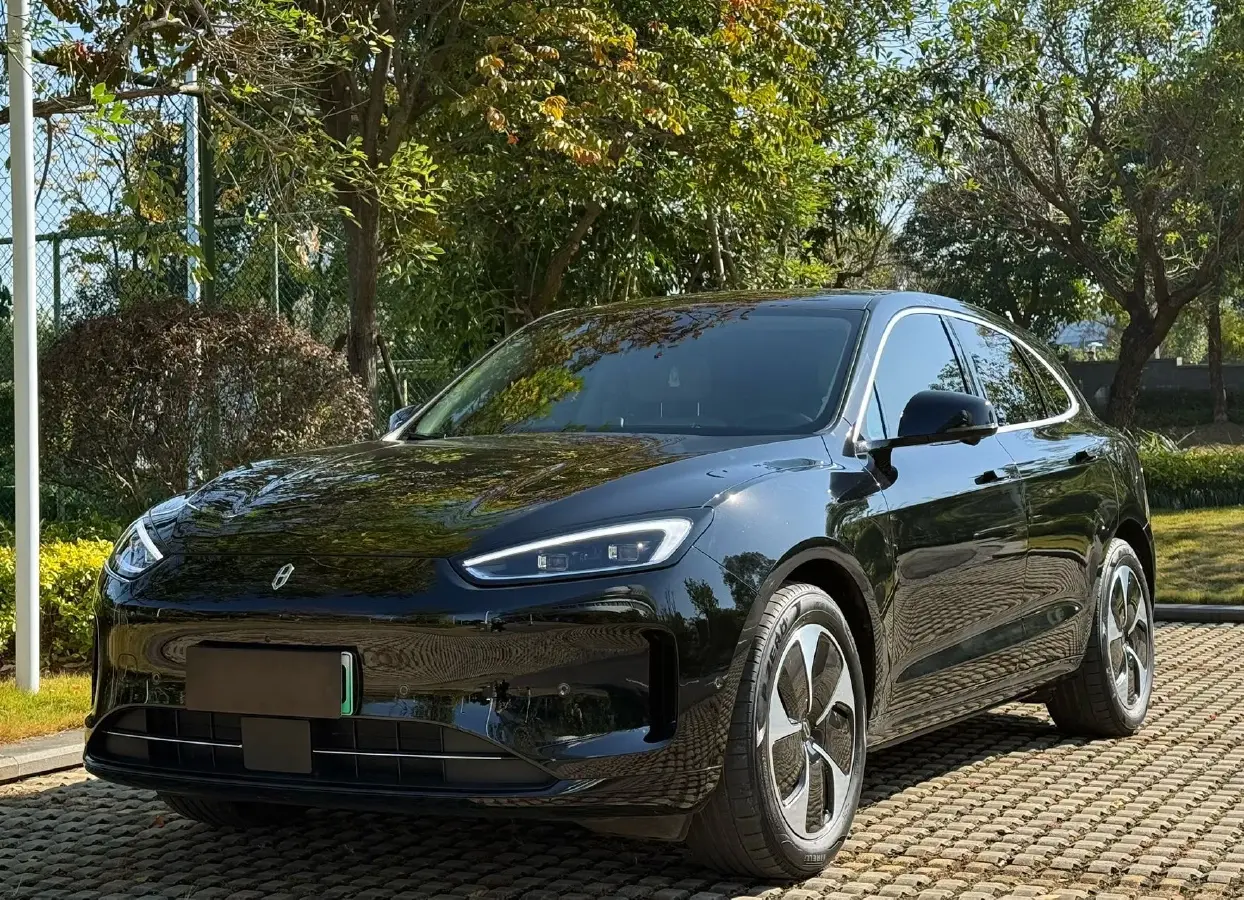 2023 AITO AITO M5 BEV 80KWH