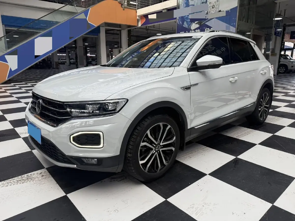 2021 Volkswagen T-Roc 1.4T 150HP L4 7DCT