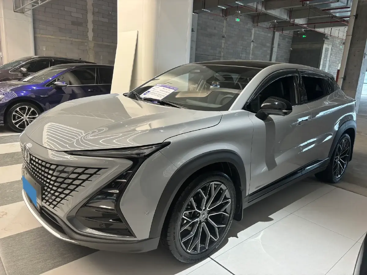 2021 ChangAn UNI-T 1.5T 180HP L4 7DCT