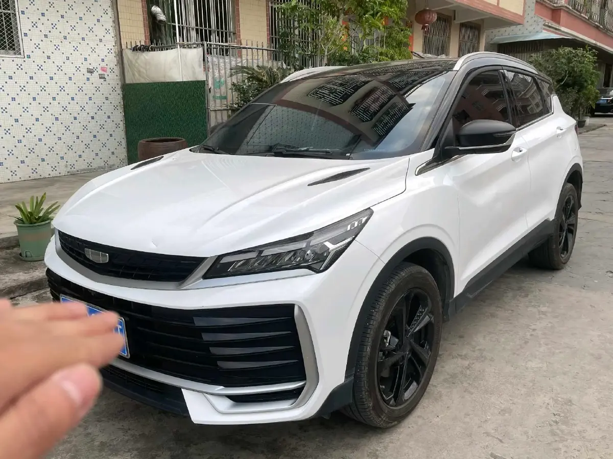 2025 Geely Coolray 1.5T 181HP L4 7DCT