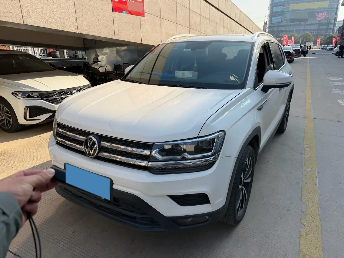 2021 Volkswagen Tharu 1.4T 150HP L4 7DCT