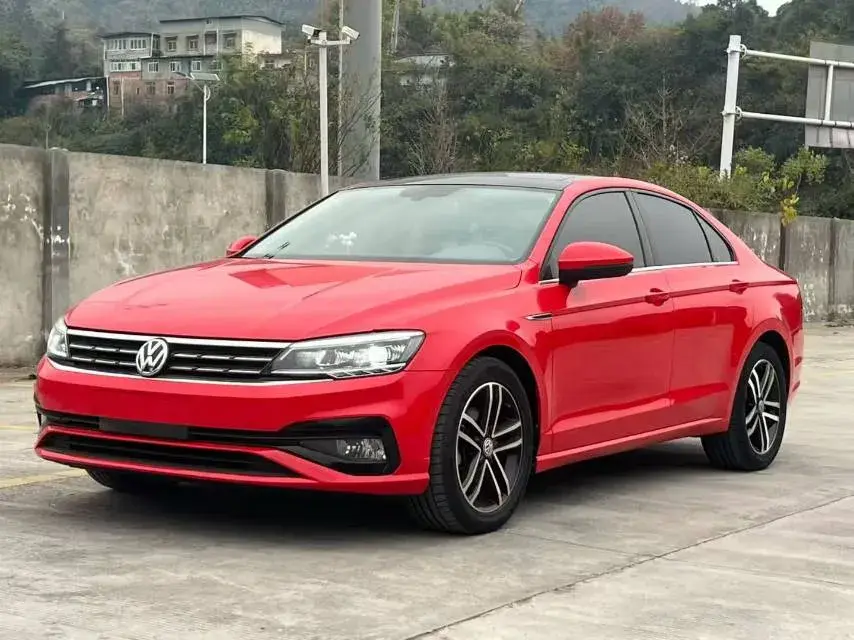 2019 Volkswagen Passat 1.4T 150HP L4 7DCT