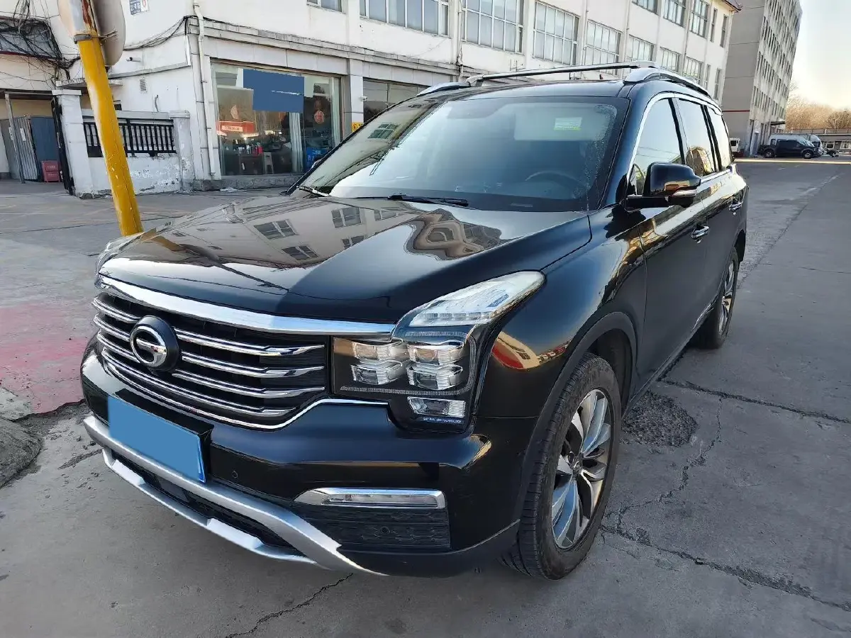 2017 GAC Trumpchi GS8 2.0T 201HP L4 6AT