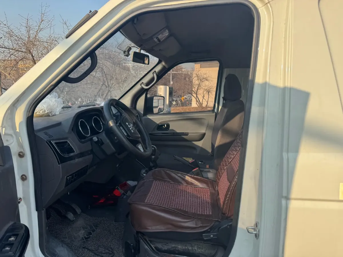 2020 MAXUS XinTu EV90 BEV 72KWH,autocango,china used car exporter,china ev exporter,chinese used car exporter,chinese used ev exporter