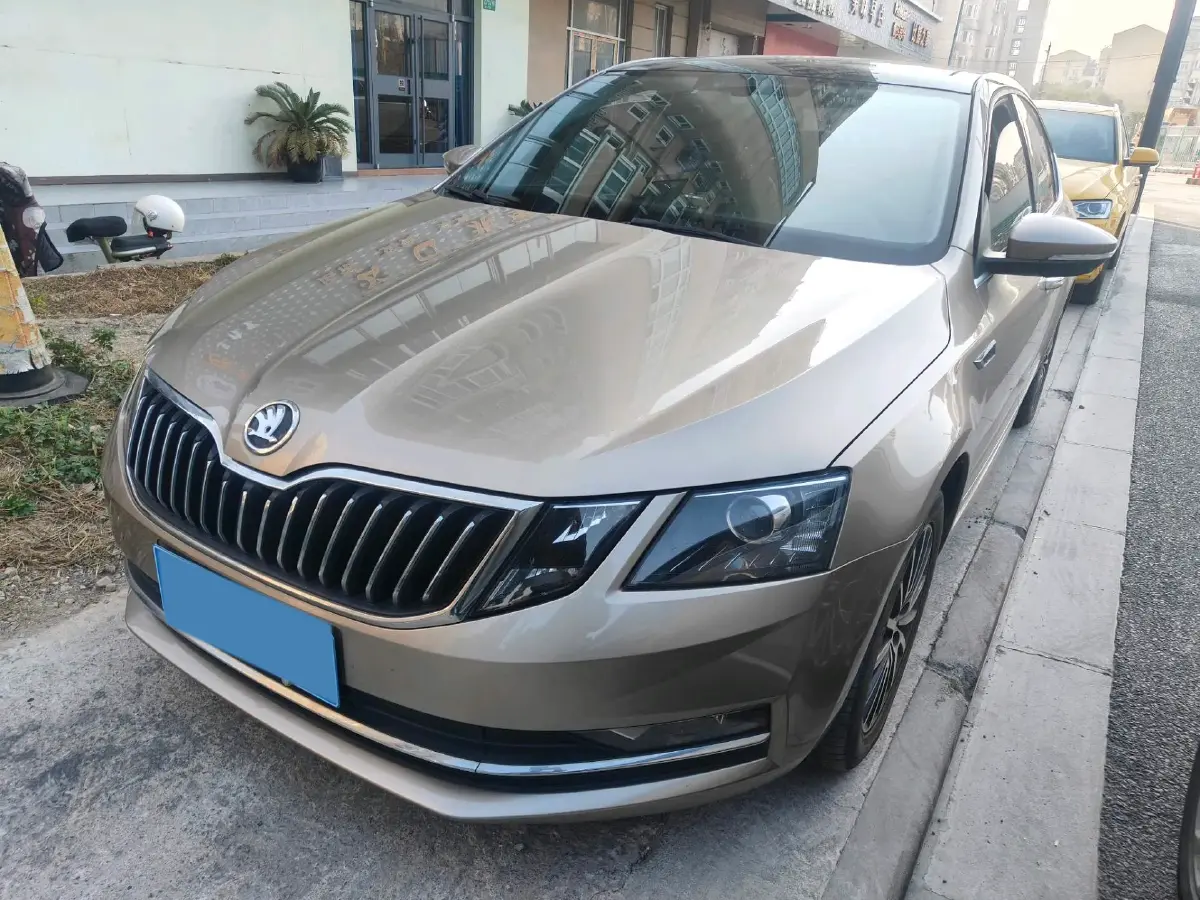 2019 Skoda Octavia 1.5L 116HP L4 6AT