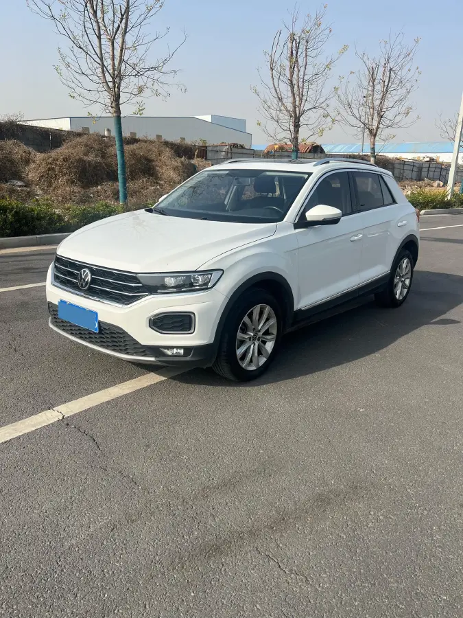 2022 Volkswagen T-Roc 1.4T 150HP L4 7DCT