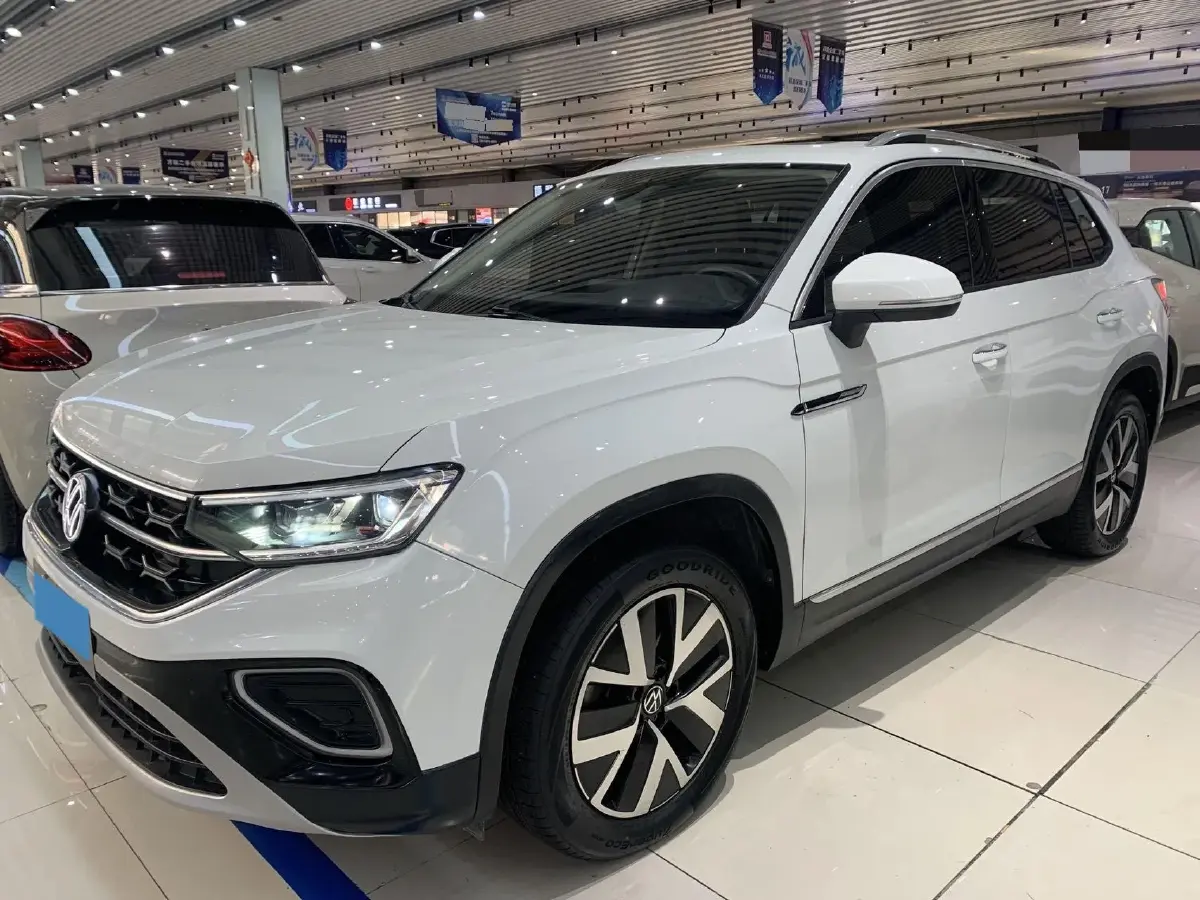 2023 Volkswagen Tayron 1.5T 160HP L4 7DCT