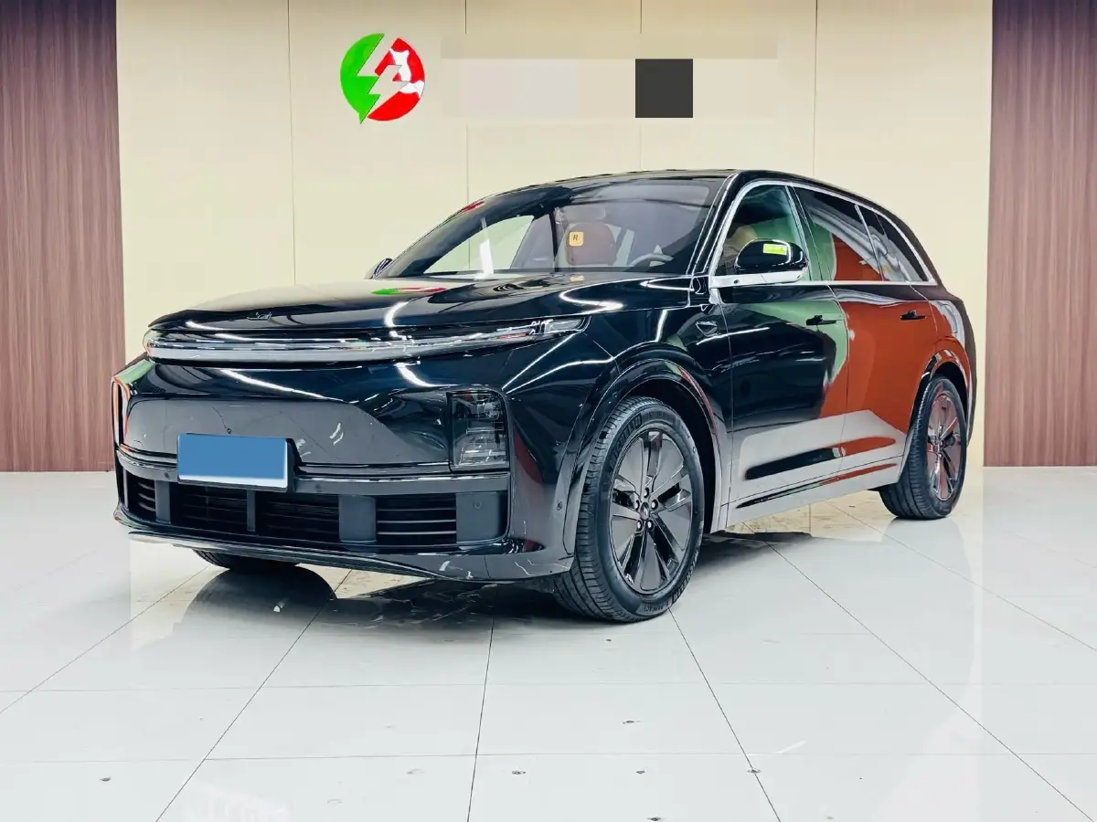 2024 MG Cyberster BEV 64KWH