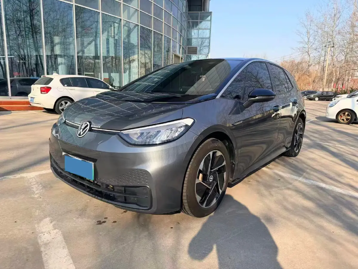 2023 Volkswagen ID.3 BEV 52.8KWH