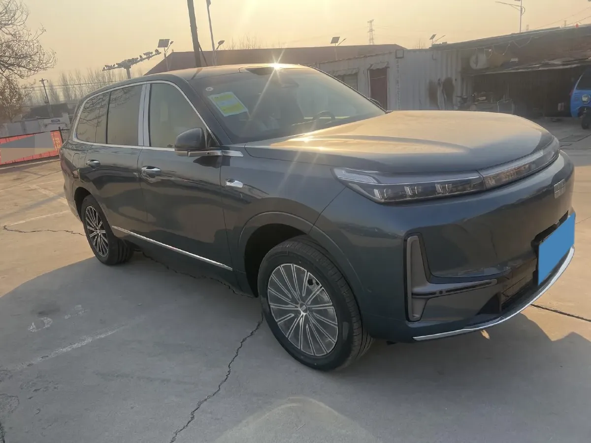 2025 Geely Galaxy M9 1.5T 163HP L4 3DHT PHEV,autocango,china used car exporter,china ev exporter,chinese used car exporter,chinese used ev exporter