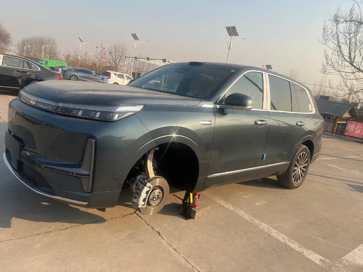 2025 Geely Galaxy M9 1.5T 163HP L4 3DHT PHEV,autocango,china used car exporter,china ev exporter,chinese used car exporter,chinese used ev exporter