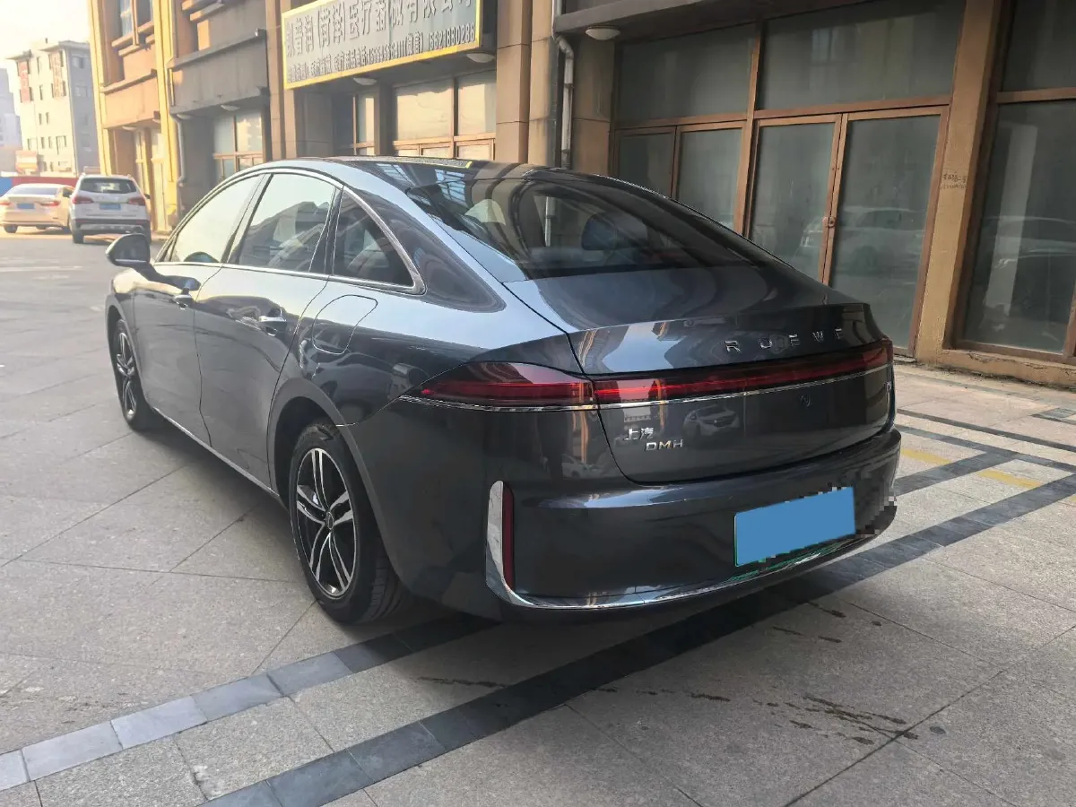 2025 Roewe M7 DMH 1.5L 112HP L4 1DHT PHEV,autocango,china used car exporter,china ev exporter,chinese used car exporter,chinese used ev exporter