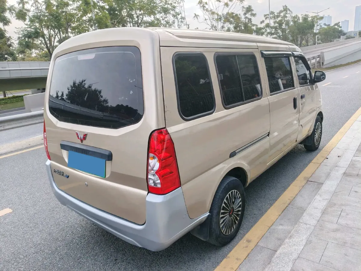 2022 WuLing RongGuang Mini Truck EV BEV 41.5KWH,autocango,china used car exporter,china ev exporter,chinese used car exporter,chinese used ev exporter