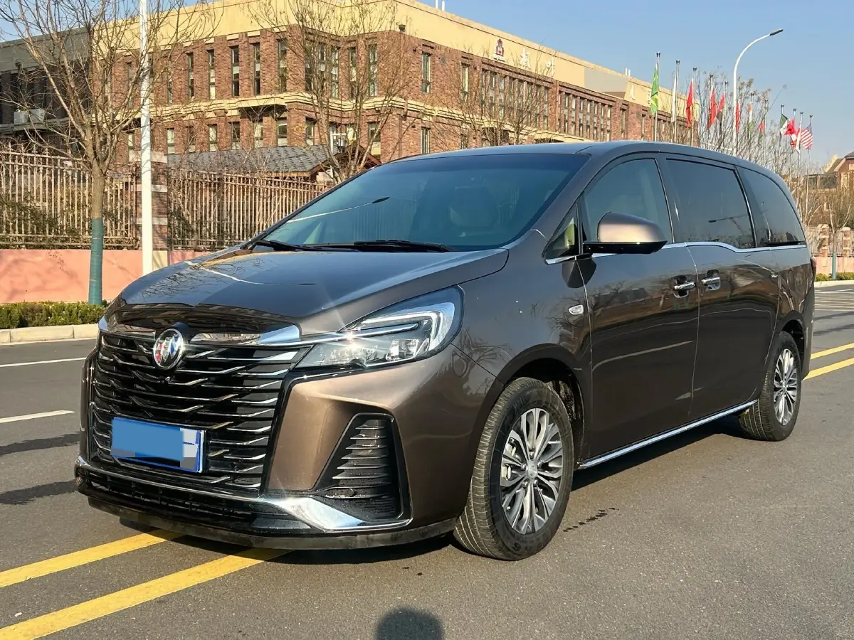 2023 Buick GL8 2.0T 237HP L4 9AT