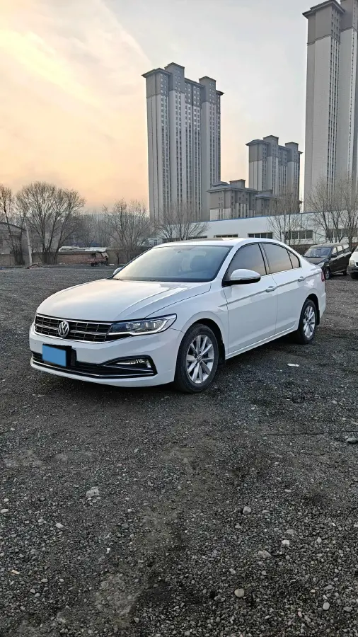 2020 Volkswagen Bora 1.5L 113HP L4 6AT