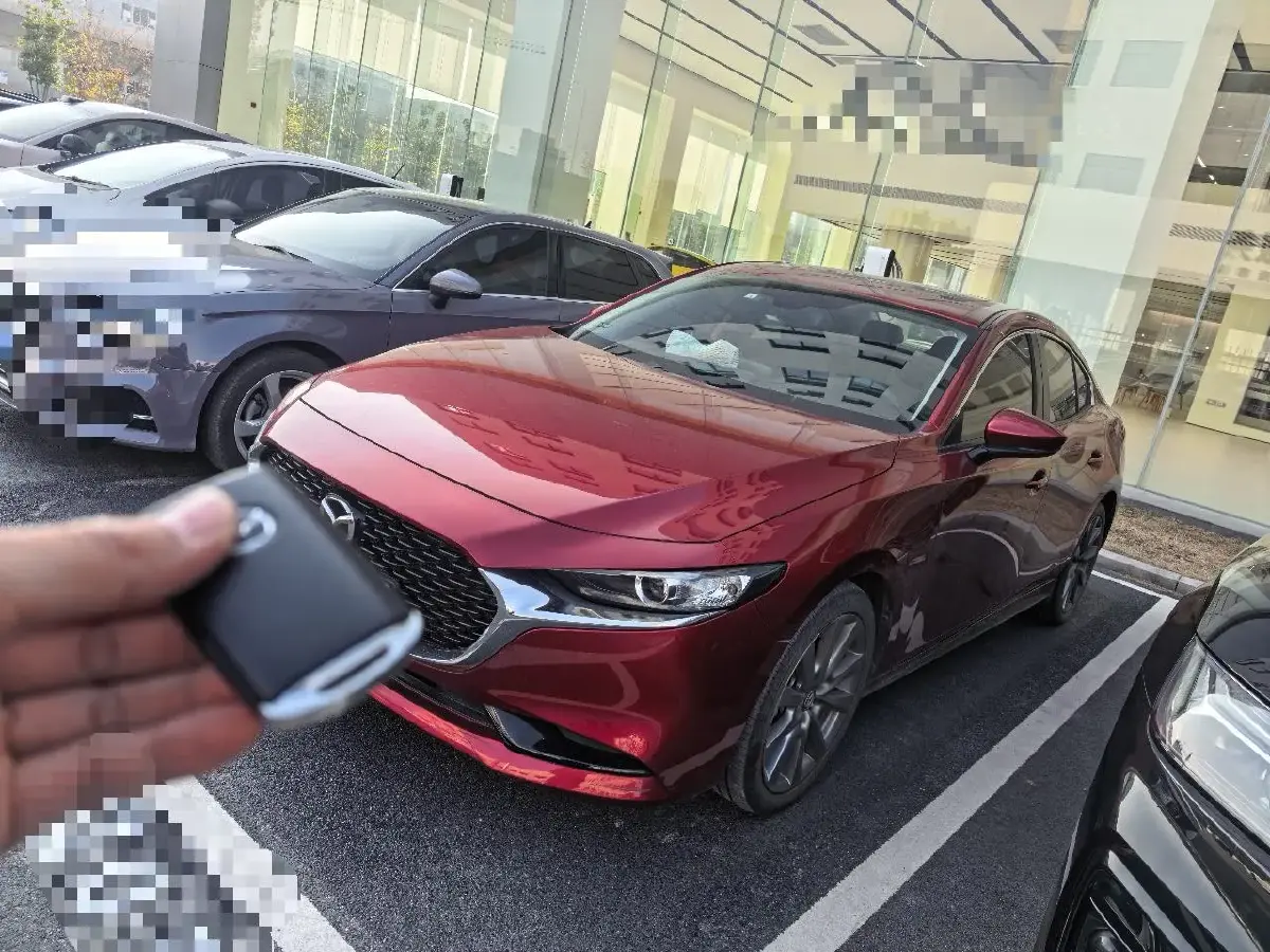 2021 Mazda 3 Axela 2.0L 158HP L4 6AT