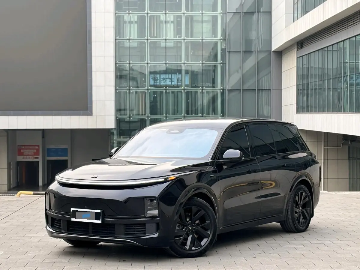 2023 Li L8 Range Extended 154HP REEV 40.9KWH