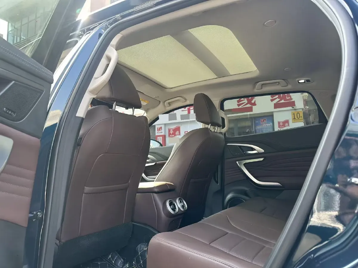 2020 WEY VV7 GT 2.0T 227HP L4 7DCT,autocango,china used car exporter,china ev exporter,chinese used car exporter,chinese used ev exporter