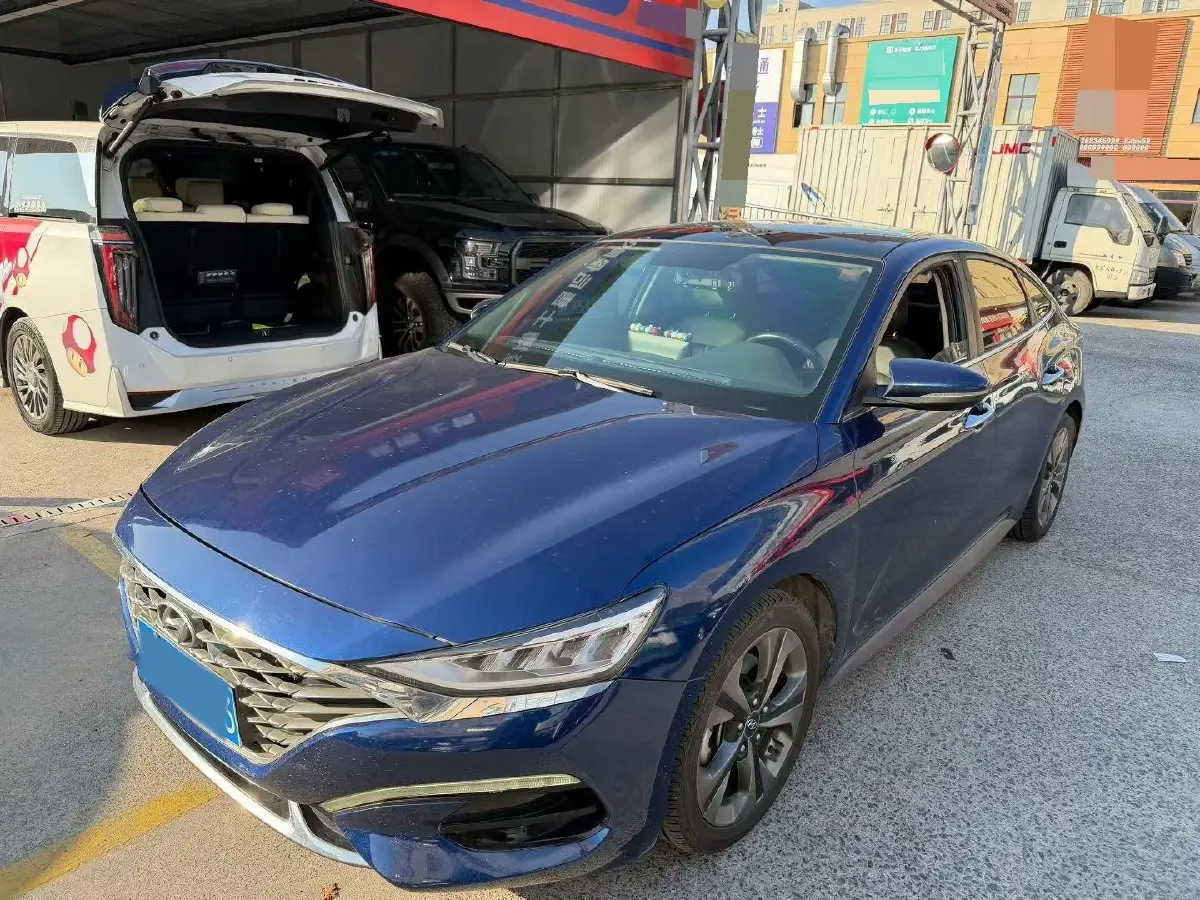 2019 Hyundai La Festa 1.6T 204HP L4 7DCT