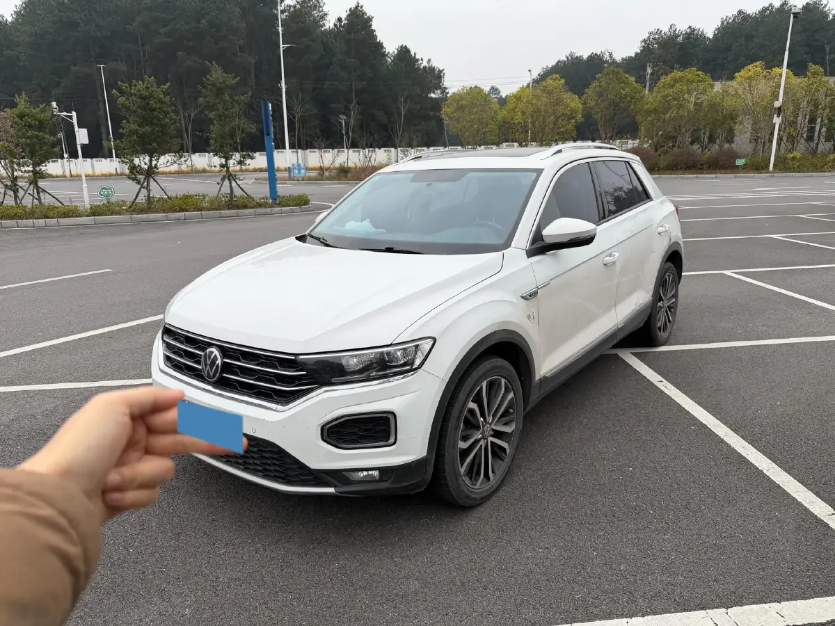 2022 Volkswagen T-Roc 1.4T 150HP L4 7DCT
