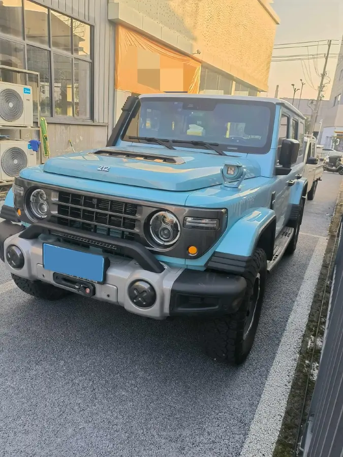 2025 212 212 T01 2.0T 252HP L4 8AT