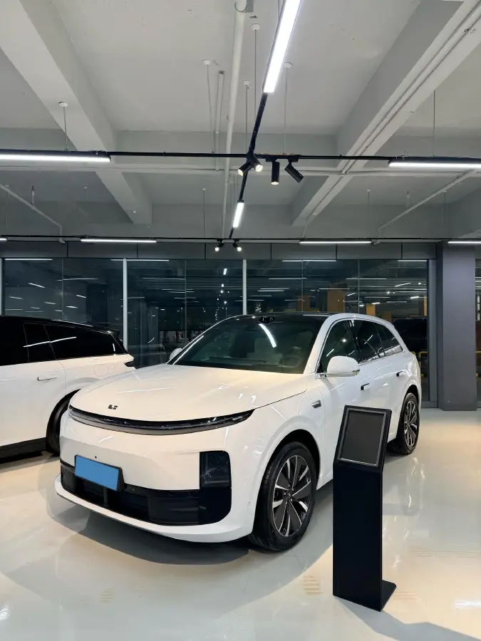 2025 Li L6 Range Extended 154HP L4 REEV