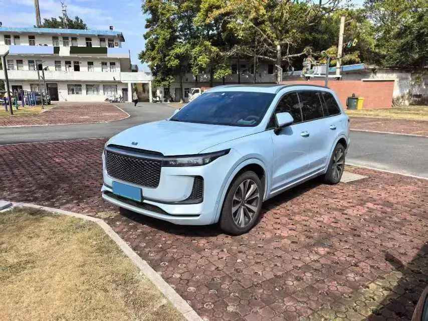 2020 Li ONE Range Extended 131HP REEV 40.5KWH