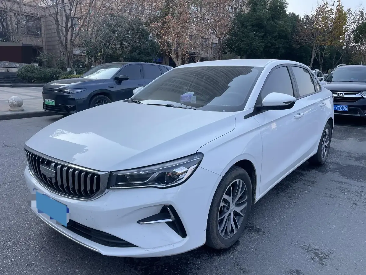 2025 Geely Emgrand 1.5L 127HP L4 CVT