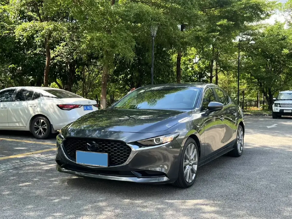 2021 Mazda 3 Axela 2.0L 158HP L4 6AT