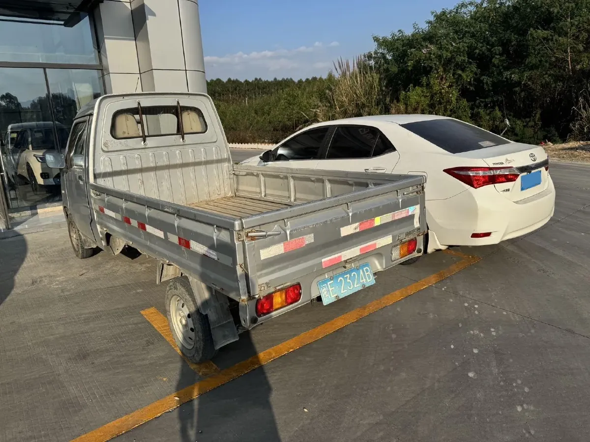 2020 WuLing ZhiGuang Mini Truck 1.2L 76HP L4 5MT,autocango,china used car exporter,china ev exporter,chinese used car exporter,chinese used ev exporter