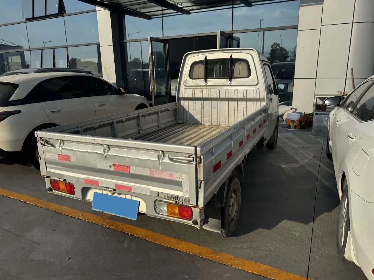 2020 WuLing ZhiGuang Mini Truck 1.2L 76HP L4 5MT,autocango,china used car exporter,china ev exporter,chinese used car exporter,chinese used ev exporter
