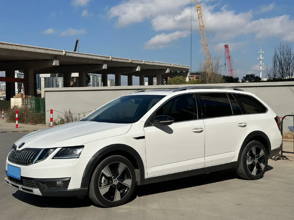 2019 Skoda Octavia 1.4T 150HP L4 7DCT