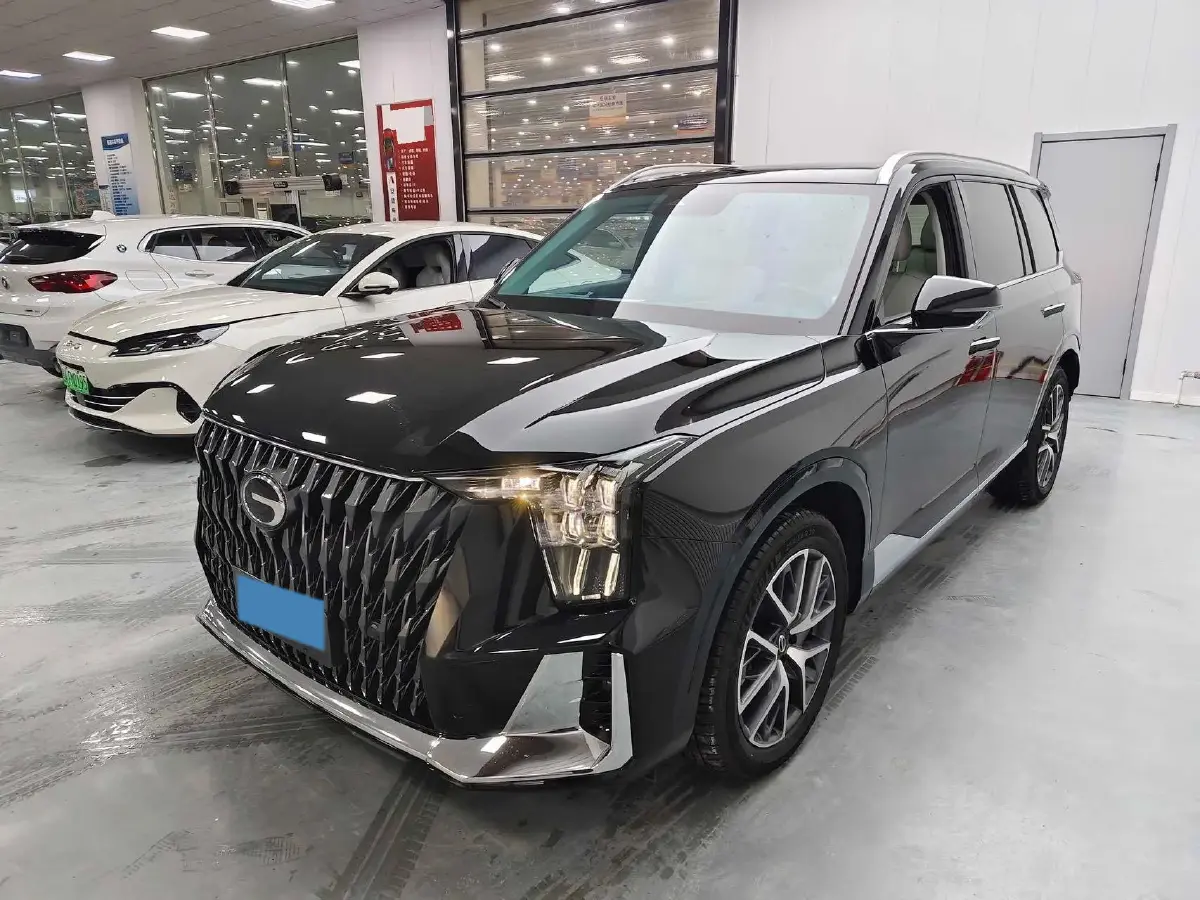 2022 GAC Trumpchi GS8 2.0T 190HP L4 E-CVT Hybrid