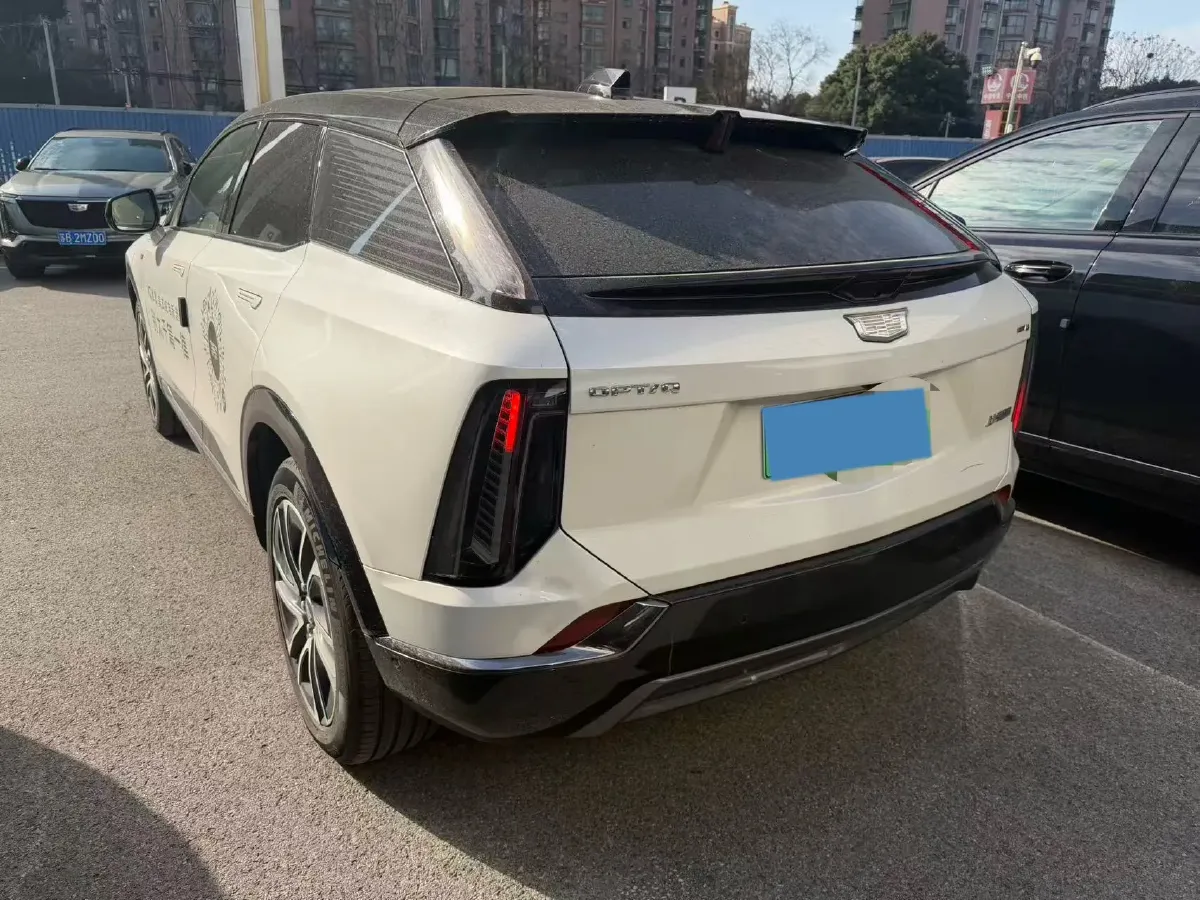 2024 Cadillac OPTIQ BEV 79.7KWH,autocango,china used car exporter,china ev exporter,chinese used car exporter,chinese used ev exporter