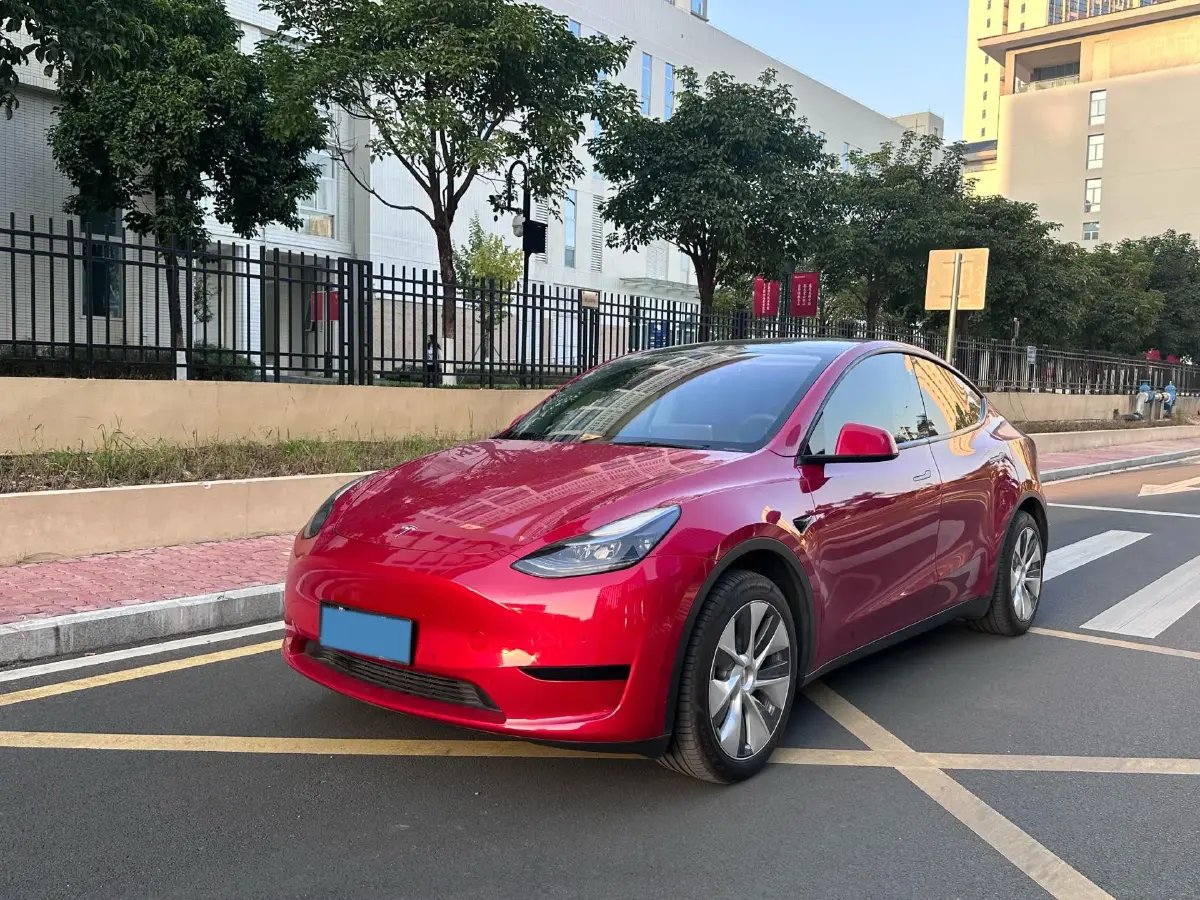 2022 Tesla Model Y BEV 60KWH