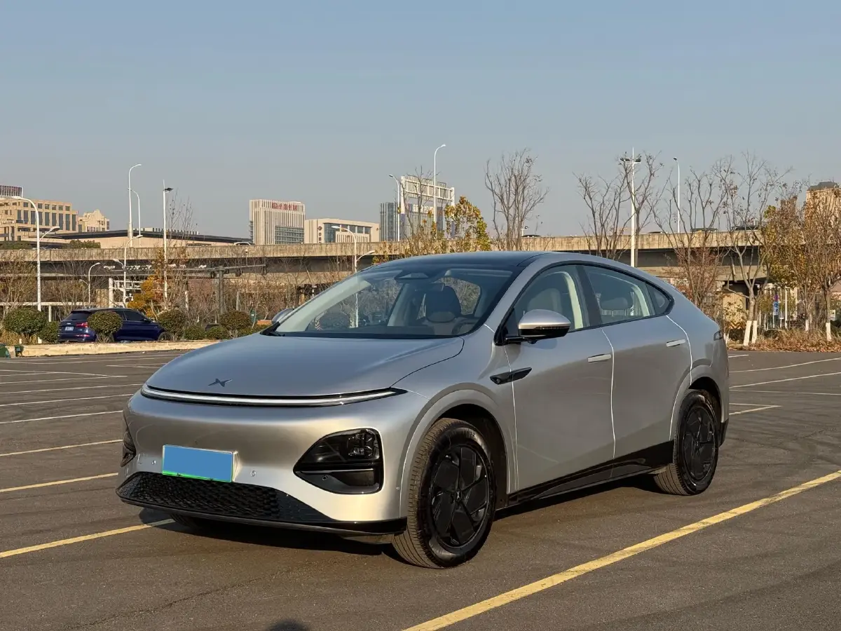 2025 Xpeng G6 BEV 68.5KWH