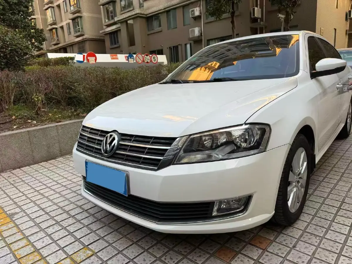 2013 Volkswagen Lavida 1.6L 110HP L4 6AT