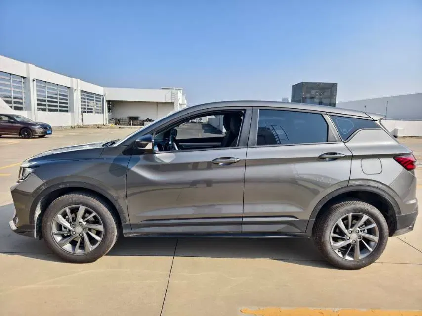 2025 Geely Coolray 1.5T 181HP L4 7DCT,autocango,china used car exporter,china ev exporter,chinese used car exporter,chinese used ev exporter