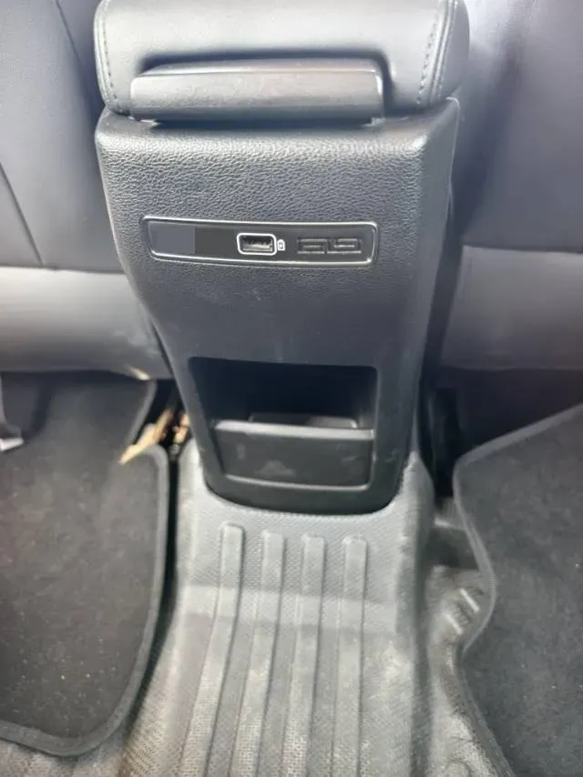 2025 Geely Coolray 1.5T 181HP L4 7DCT,autocango,china used car exporter,china ev exporter,chinese used car exporter,chinese used ev exporter