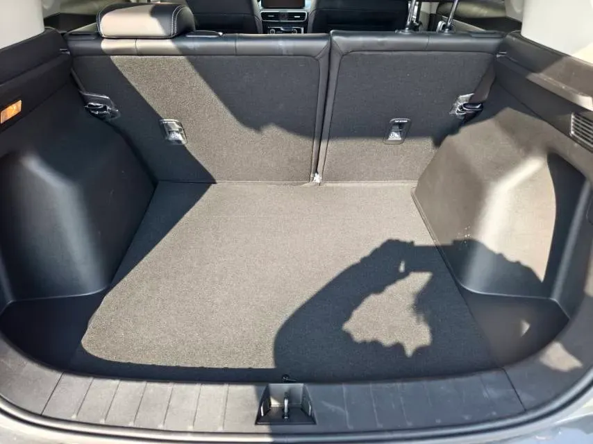 2025 Geely Coolray 1.5T 181HP L4 7DCT,autocango,china used car exporter,china ev exporter,chinese used car exporter,chinese used ev exporter