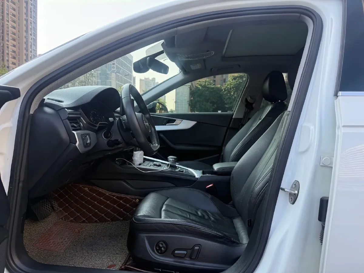 2019 Lexus UX 2.0L 146HP L4 E-CVT Hybrid,autocango,china used car exporter,china ev exporter,chinese used car exporter,chinese used ev exporter