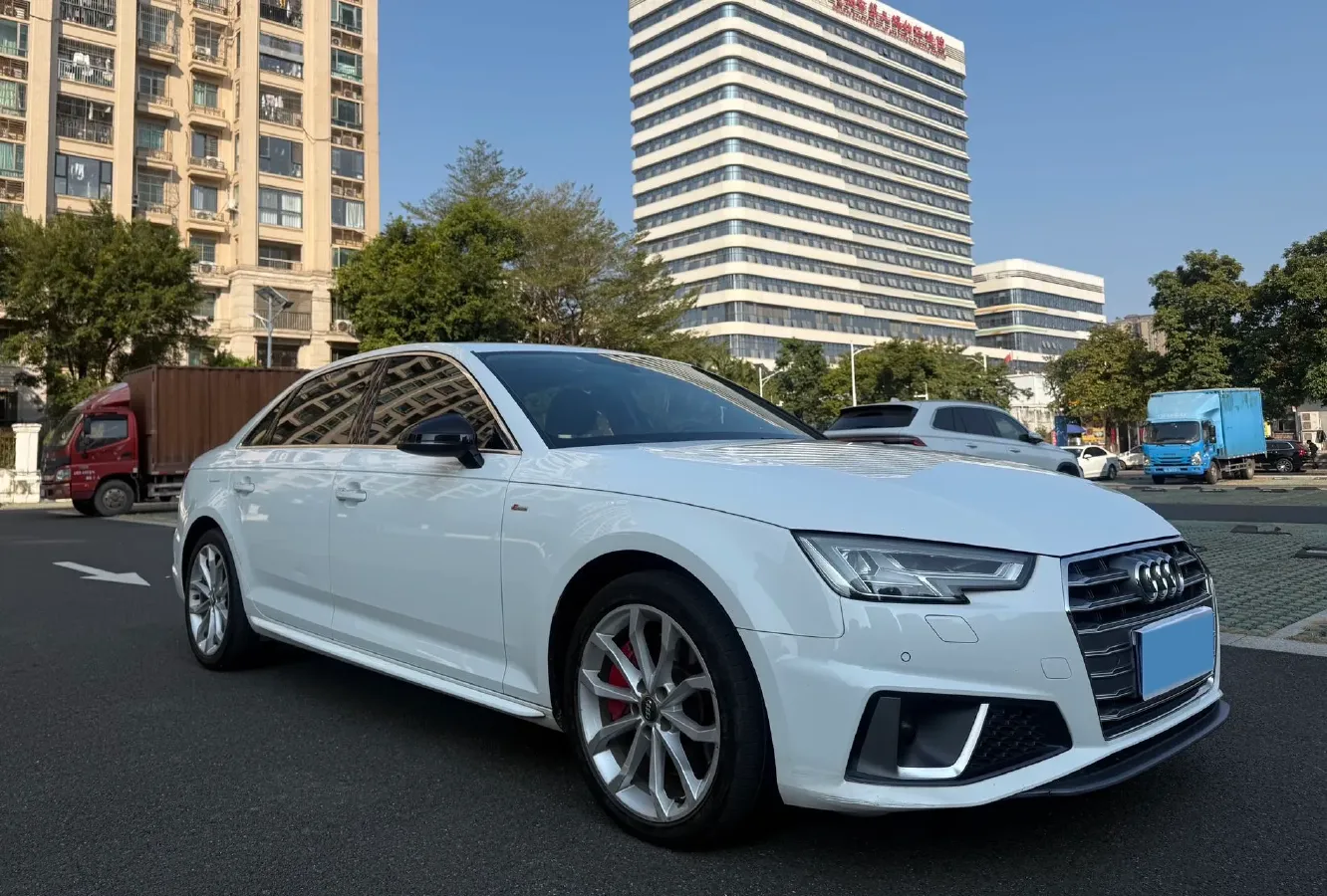 2019 Lexus UX 2.0L 146HP L4 E-CVT Hybrid,autocango,china used car exporter,china ev exporter,chinese used car exporter,chinese used ev exporter