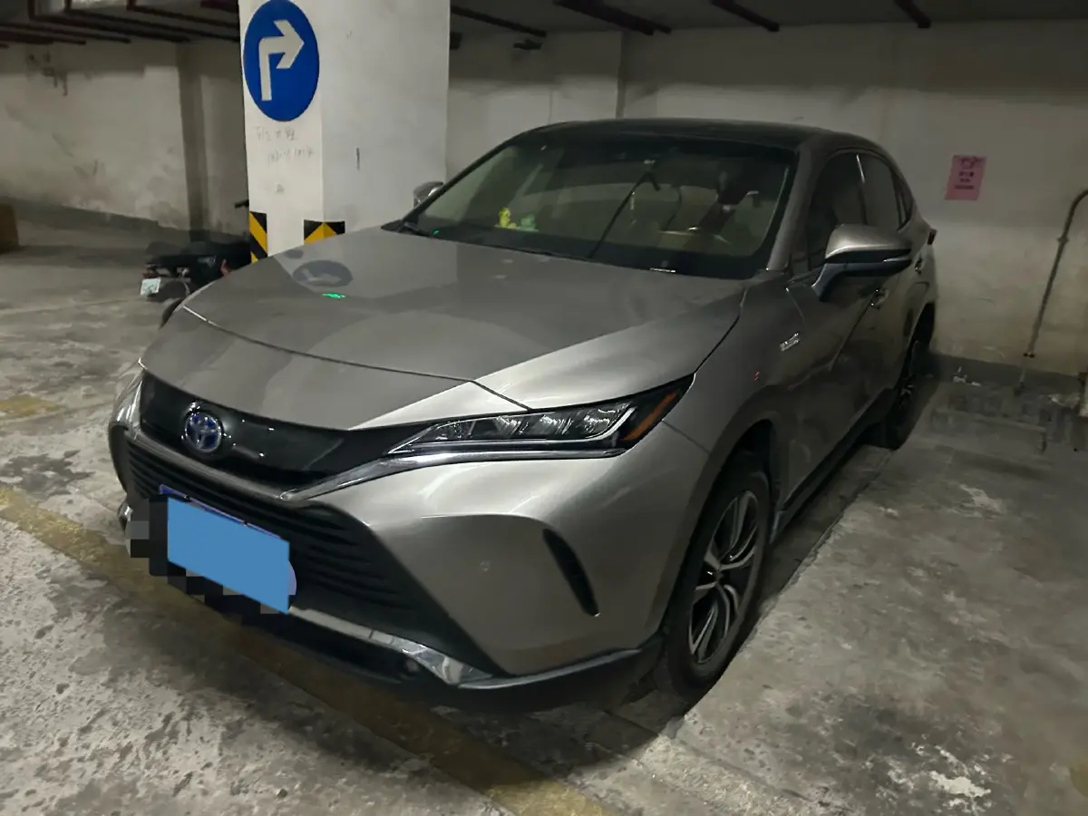 2022 Toyota Harrier 2.5L 178HP L4 E-CVT Hybrid