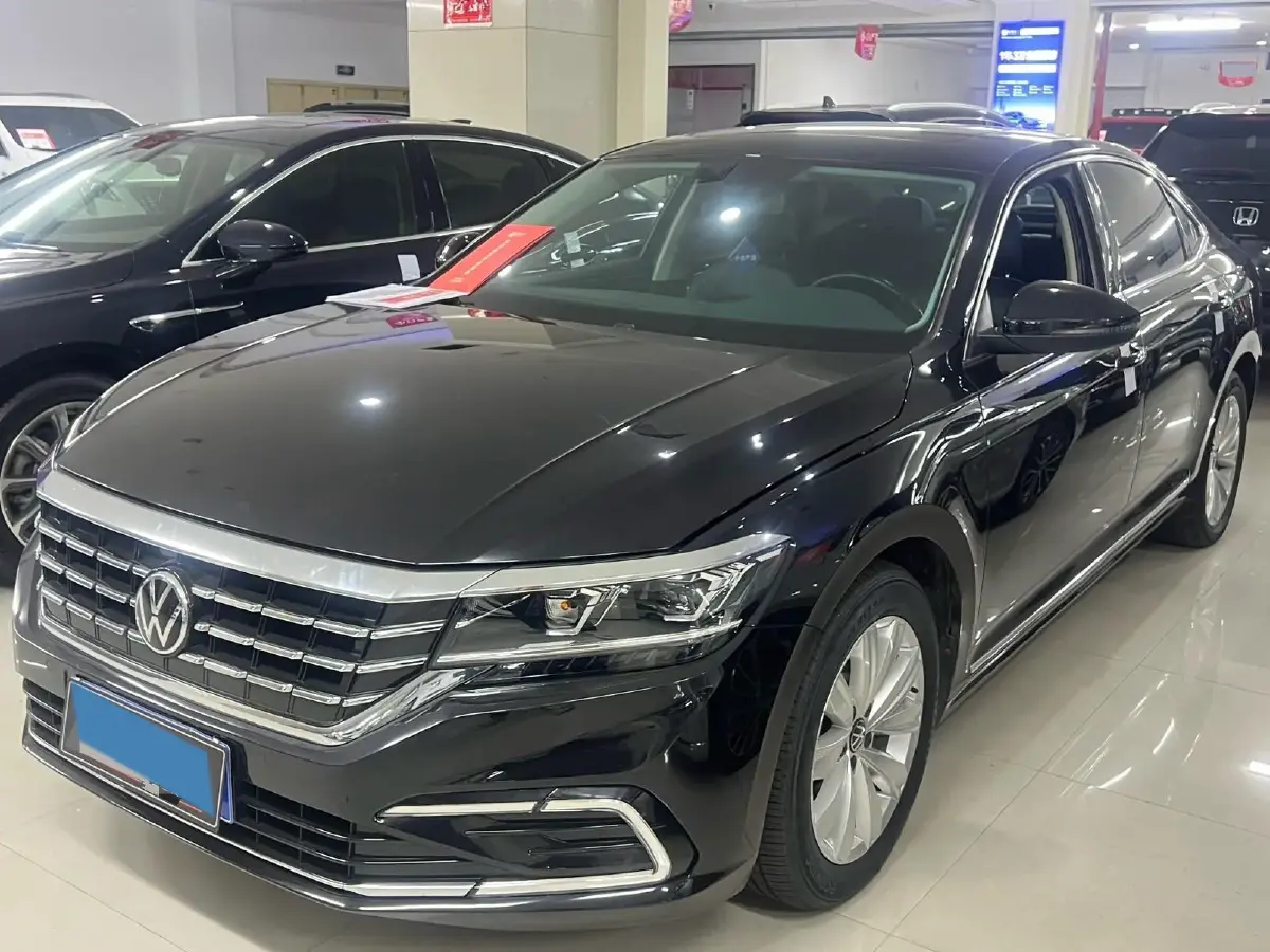 2021 Volkswagen Passat 2.0T 186HP L4 7DCT