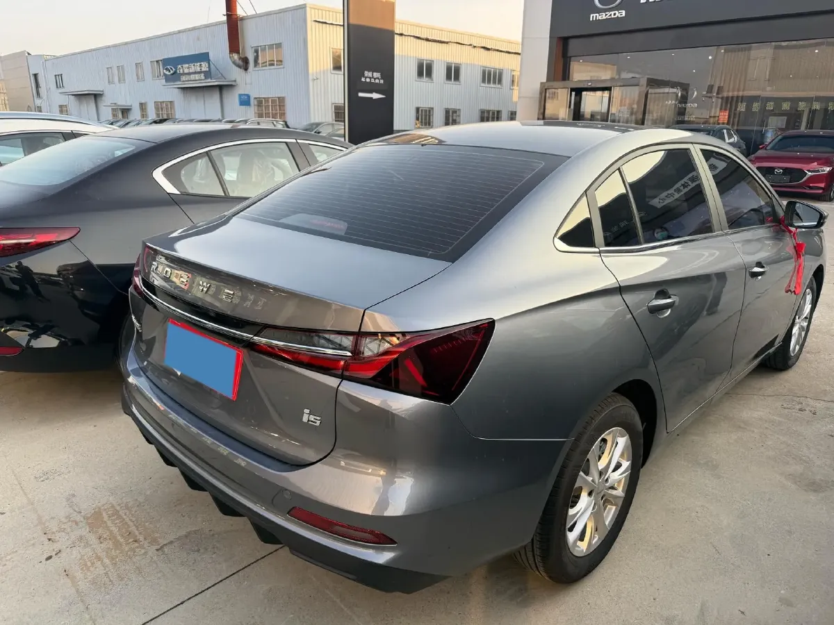 2026 Roewe i5 1.5L 129HP L4 CVT,autocango,china used car exporter,china ev exporter,chinese used car exporter,chinese used ev exporter