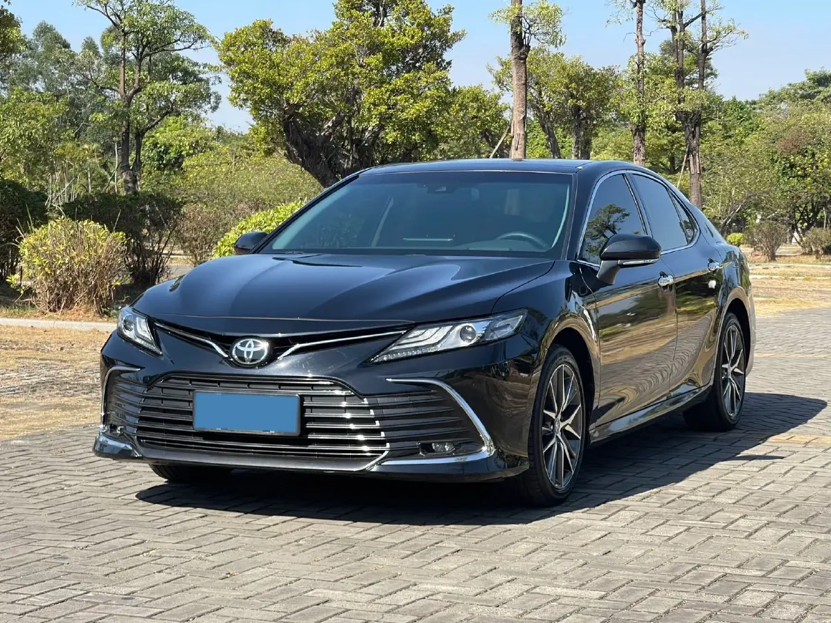 2021 Toyota Camry 2.5L 209HP L4 8AT